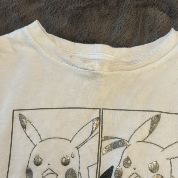 Pokemon tshirt - Picture 2 of 2